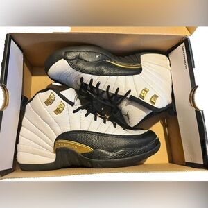 Jordan royalty 12s - size 4.5 Y
